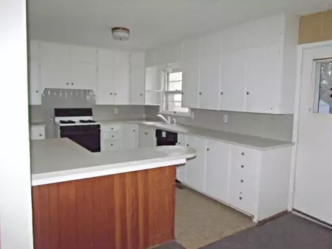 1411 N 7th St, Perry, OK 73077 photo 7