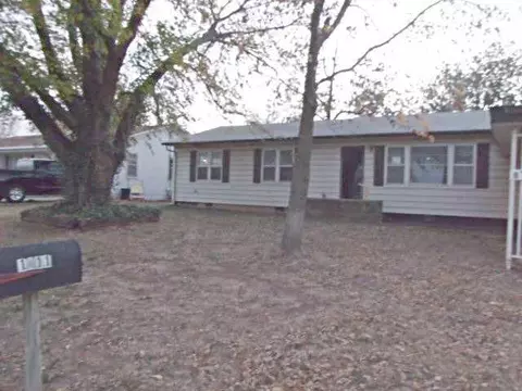 1411 N 7th St, Perry, OK 73077 photo 2