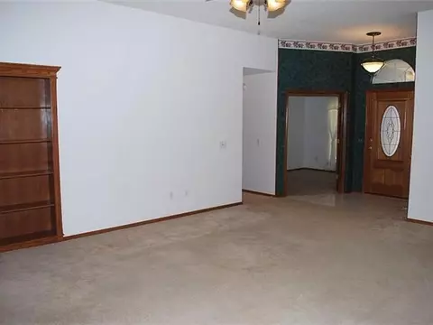 3804 Harmony Dr, Moore, OK 73160 photo 3
