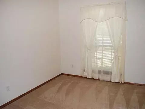 3804 Harmony Dr, Moore, OK 73160 photo 6