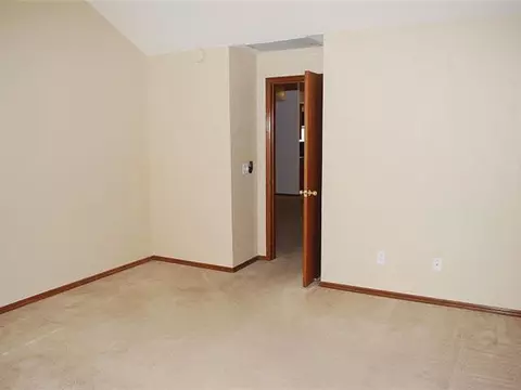 3804 Harmony Dr, Moore, OK 73160 photo 11