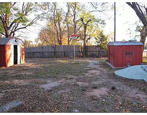 604 Armstrong St, Moore, OK 73160 photo 11