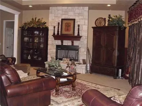 6451 E Waterloo, Edmond, OK 73034 photo 4