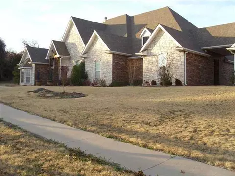 6451 E Waterloo, Edmond, OK 73034 photo 1