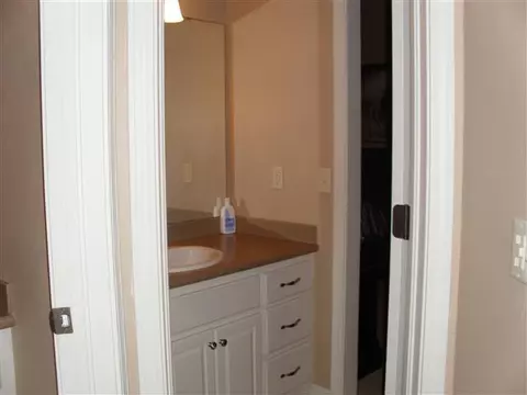 6451 E Waterloo, Edmond, OK 73034 photo 16