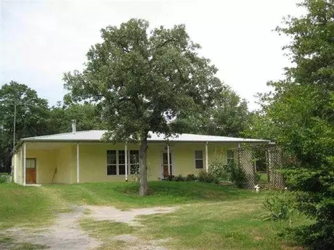 4 Oak Rd, Mcloud, OK 74851 photo 1