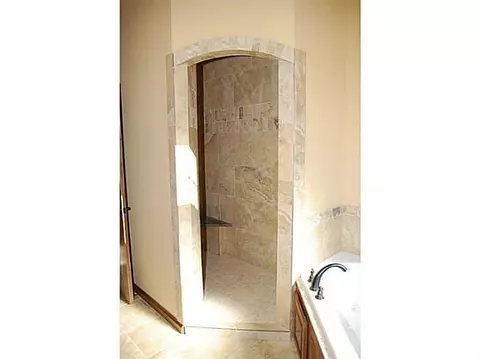 2801 Brookstone Ct, Moore, OK 73160 photo 13