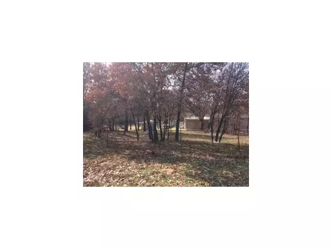 16151 D St, Moore, OK 73165 photo 2