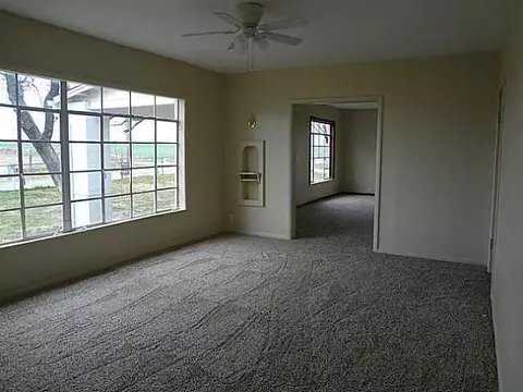 1007 N Richland Rd, Tuttle, OK 73089 photo 8