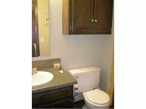 216 E Beech Ave, Yukon, OK 73099 photo 13