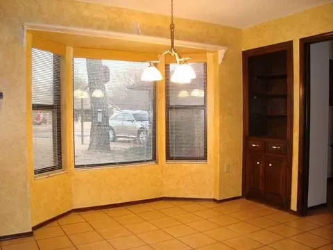 923 E Mockingbird Dr, Guthrie, OK 73044 photo 7