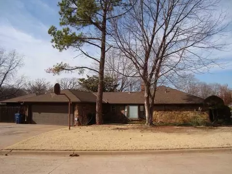 923 E Mockingbird Dr, Guthrie, OK 73044 photo 2