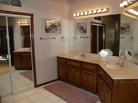 3430 Everett Dr, Edmond, OK 73013 photo 13
