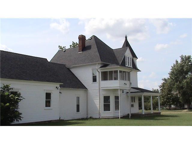 322 E Main St, Stroud, OK 74079 photo 4