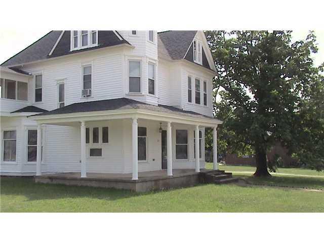 322 E Main St, Stroud, OK 74079 photo 5