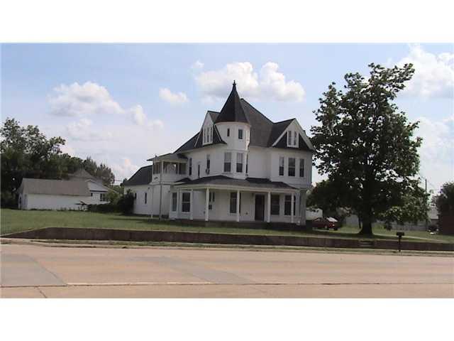 322 E Main St, Stroud, OK 74079 photo 1