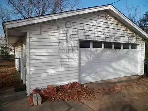 601 SW 2nd St, Tuttle, OK 73089 photo 18