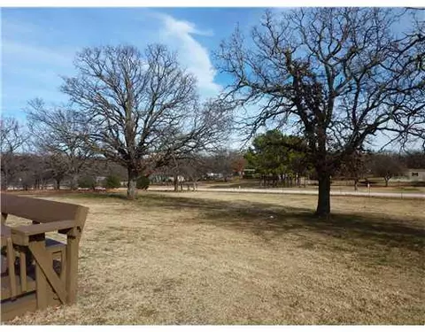 9051 E Waterloo Rd, Arcadia, OK 73007 photo 3