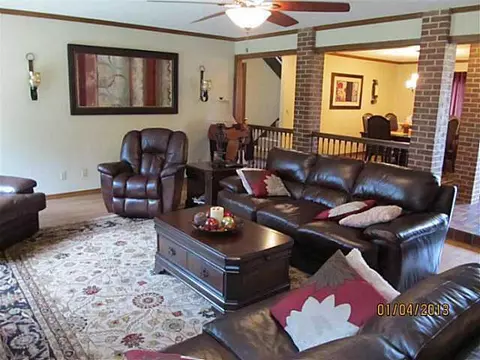 2001 Riverside Dr, Norman, OK 73072 photo 4