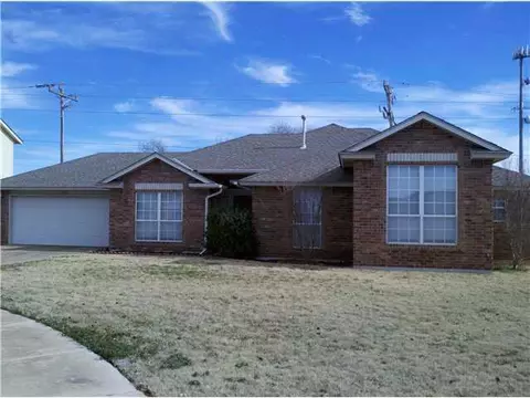 2033 East Vw, Norman, OK 73071 photo 1