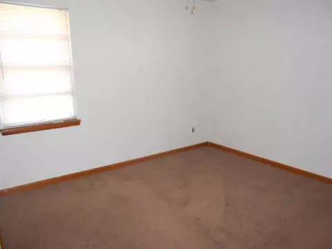 20933 Silver St, Harrah, OK 73045 photo 5