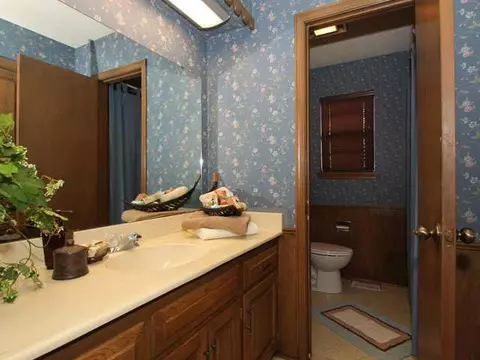 3840 N Riverside Dr, Bethany, OK 73008 photo 16