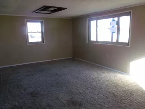 115 S Main St, Mcloud, OK 74851 photo 3