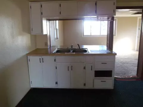 115 S Main St, Mcloud, OK 74851 photo 5