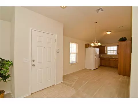 3607 Liberty Dr, Moore, OK 73160 photo 3