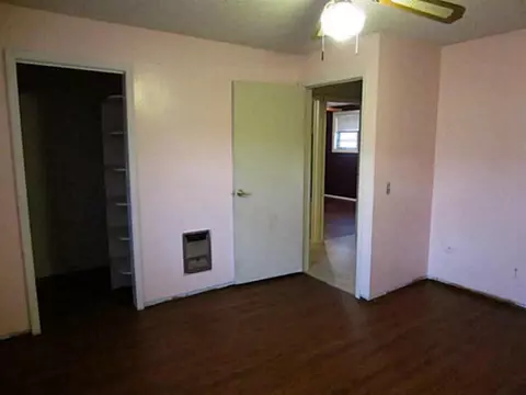 303 SE 3rd St, Tuttle, OK 73089 photo 13