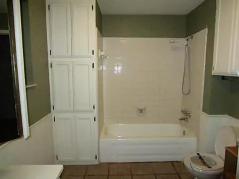 303 SE 3rd St, Tuttle, OK 73089 photo 8