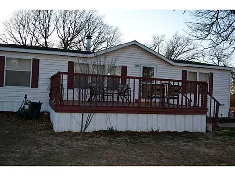 1 Lake Springs Dr, Mcloud, OK 74851 photo 2