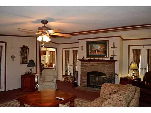 1 Lake Springs Dr, Mcloud, OK 74851 photo 3