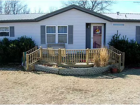 108 Brandon Dr, Mcloud, OK 74851 photo 3