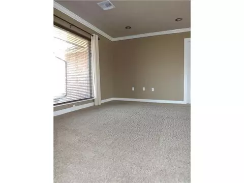 538 E Lea Ter, Mustang, OK 73064 photo 7