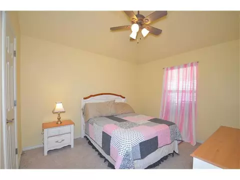 237 E Raleigh Ter, Mustang, OK 73064 photo 17