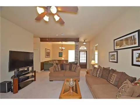 237 E Raleigh Ter, Mustang, OK 73064 photo 4