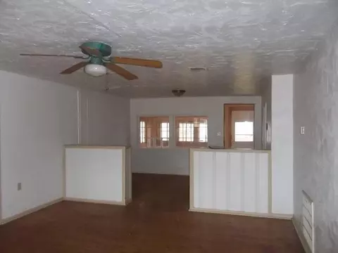 1805 E University Ave, Guthrie, OK 73044 photo 3