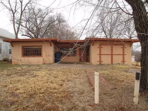 1805 E University Ave, Guthrie, OK 73044 photo 1