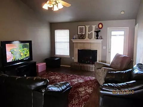 1017 Cedarcrest St, Norman, OK 73071 photo 3