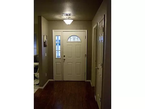 1017 Cedarcrest St, Norman, OK 73071 photo 2
