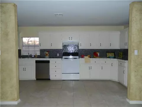 29508 Clearpond Rd, Mcloud, OK 74851 photo 6