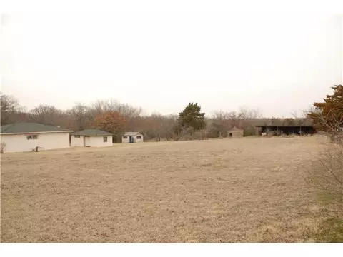 810 E Roller Coaster Rd, Guthrie, OK 73044 photo 11