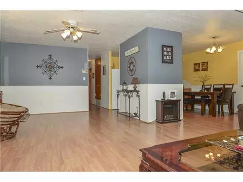 2109 Regency Blvd, Moore, OK 73160 photo 4