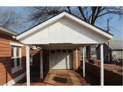 1316 E Noble Ave, Guthrie, OK 73044 photo 8