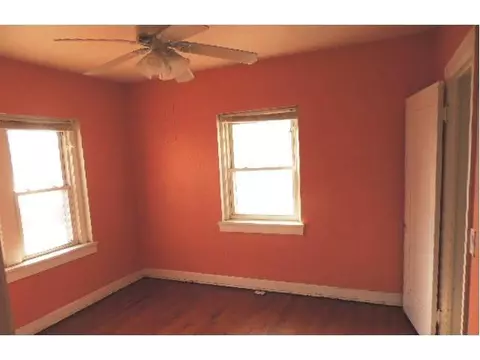 1316 E Noble Ave, Guthrie, OK 73044 photo 4