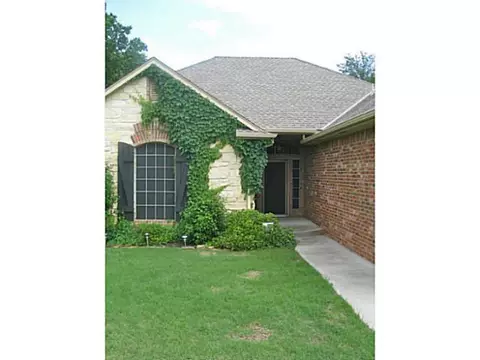 4208 Mackenzie Dr, Moore, OK 73160 photo 20