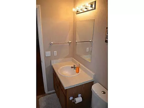 836 Camelot, Moore, OK 73160 photo 11