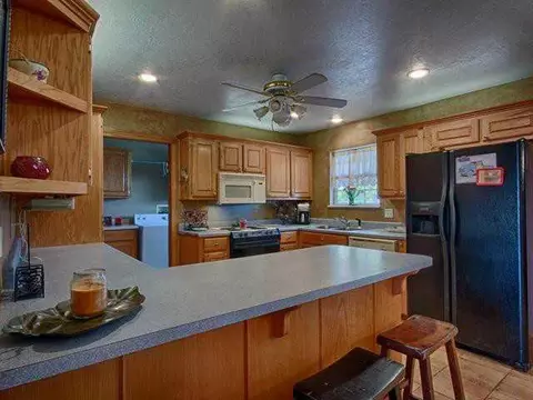 5200 Leonard Dr, Tuttle, OK 73089 photo 8
