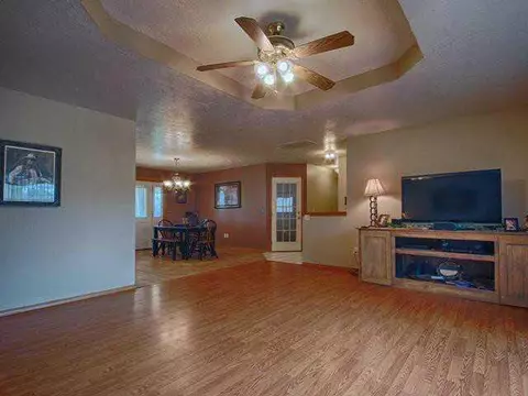 5200 Leonard Dr, Tuttle, OK 73089 photo 5